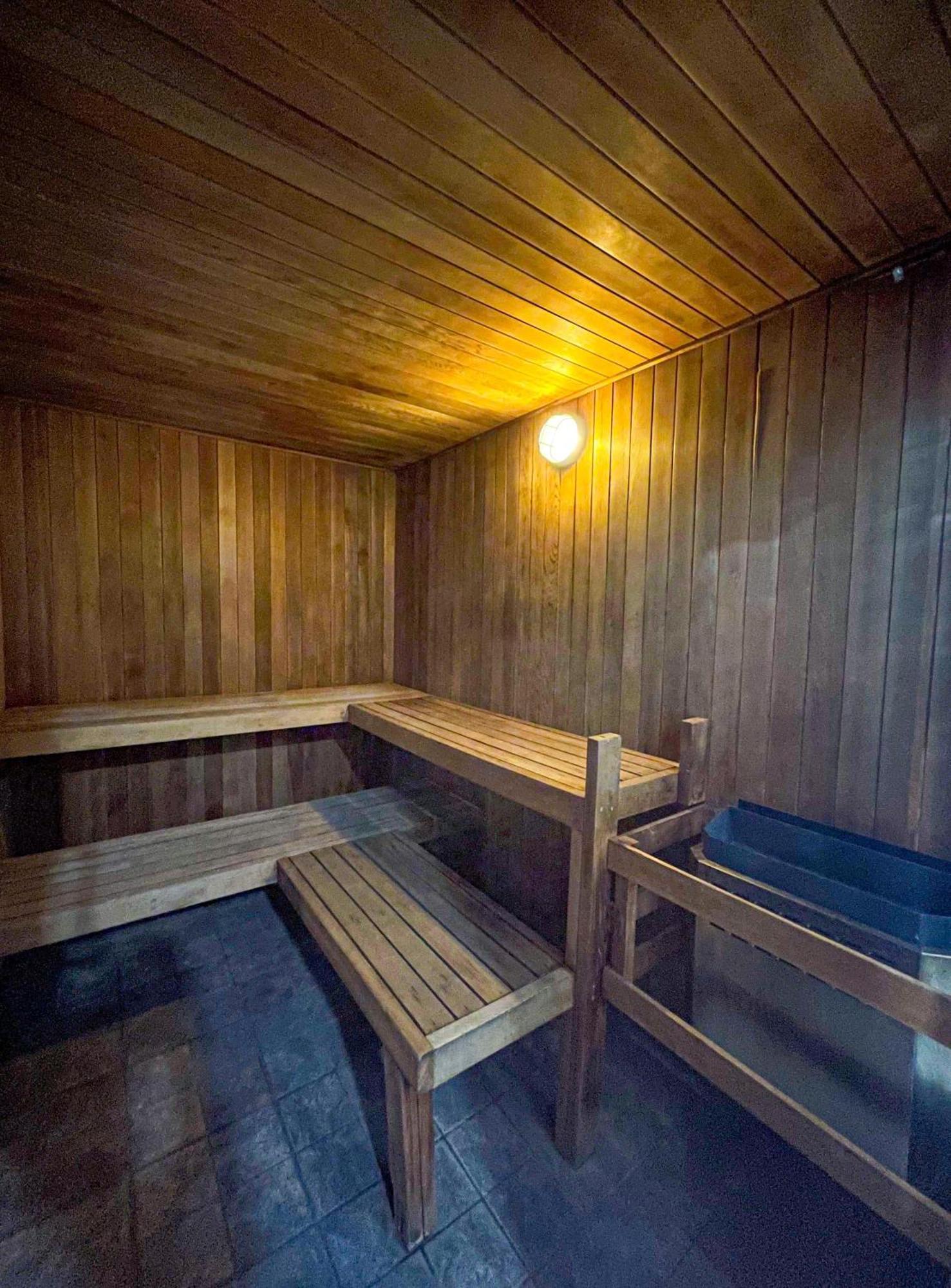 Alpenglow Lodge Studio With Park View By Mva Whistler Exterior foto